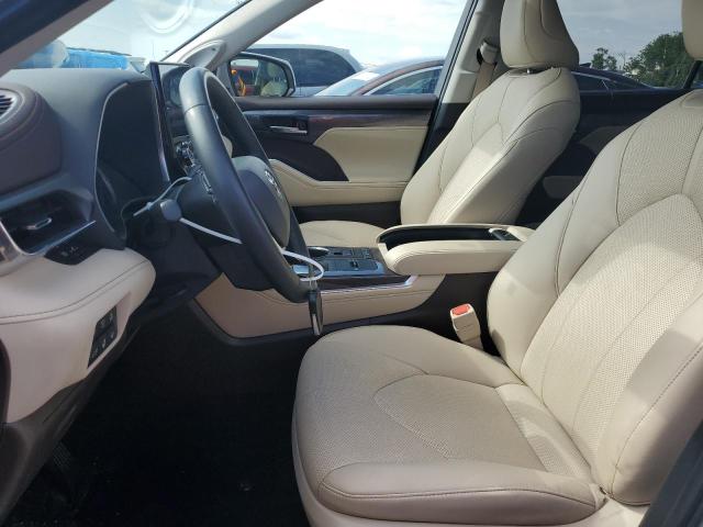 Photo 7 from auction – 2022 TOYOTA HIGHLANDER with VIN 5TDXBRCHXNS557713