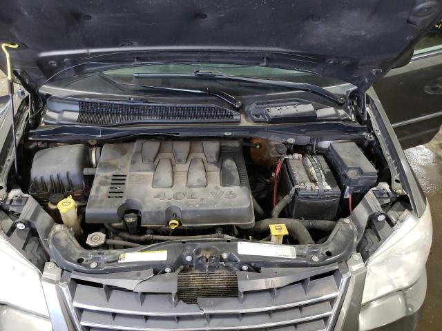 Photo 12 from auction – 2010 CHRYSLER TOWN & COU with VIN 2A4RR5DX9AR268001