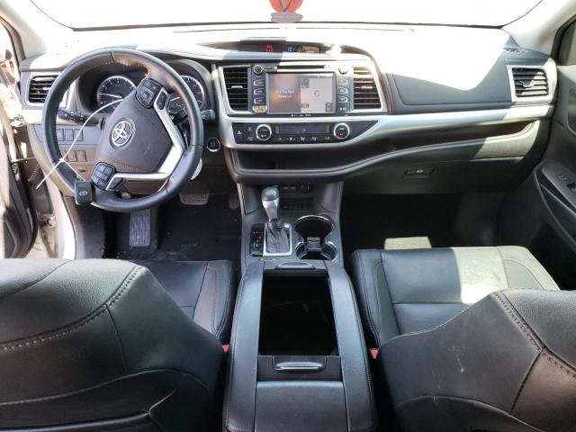 Photo 8 from auction – 2019 TOYOTA HIGHLANDER with VIN 5TDKZRFH9KS566433