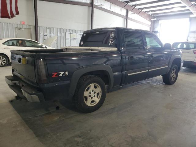 Photo 3 from auction – 2005 CHEVROLET SILV1500 2 with VIN 2GCEK13T651241925