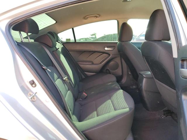 Photo 10 from auction – 2018 KIA FORTE LX with VIN 3KPFL4A7XJE180245