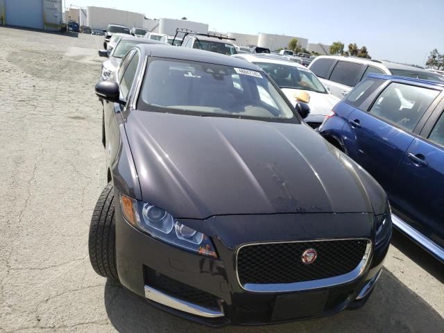 Photo 5 from auction – 2017 JAGUAR XF PREMIUM with VIN SAJBD4BV7HCY35926