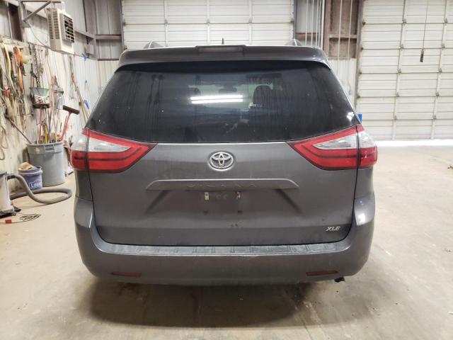 Photo 6 from auction – 2018 TOYOTA SIENNA XLE with VIN 5TDYZ3DC6JS910331