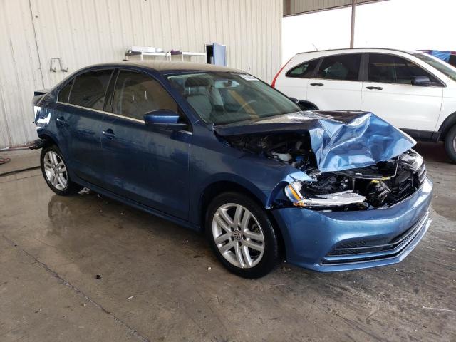 Photo 4 from auction – 2017 VOLKSWAGEN JETTA S with VIN 3VW2B7AJ0HM293794