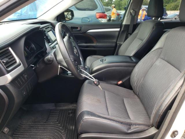 Photo 7 from auction – 2015 TOYOTA HIGHLANDER with VIN 5TDZKRFH3FS041604