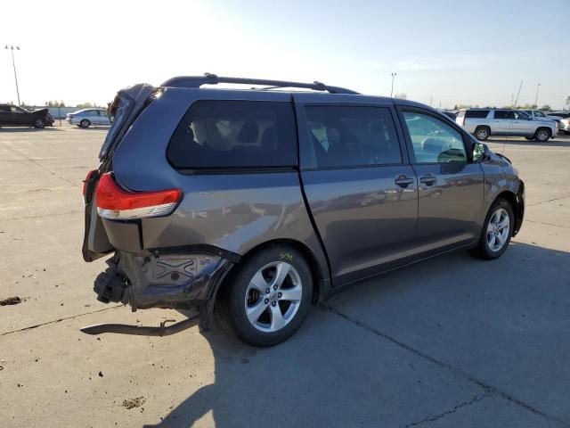 Photo 3 from auction – 2013 TOYOTA SIENNA LE with VIN 5TDKK3DC9DS317125