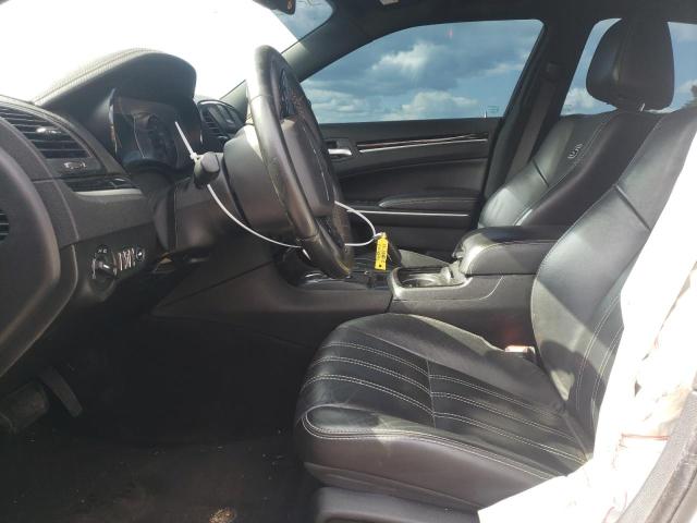 Photo 7 from auction – 2019 CHRYSLER 300 S with VIN 2C3CCABG7KH515665