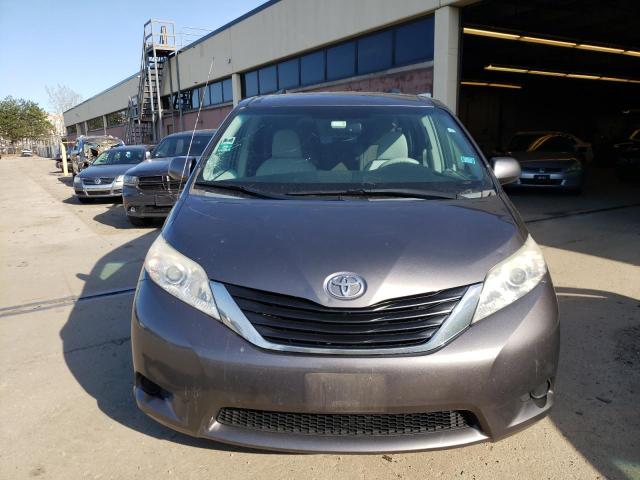 Zdjęcie 5 z aukcji – 2012 TOYOTA SIENNA LE z VIN 5TDKK3DC4CS201328