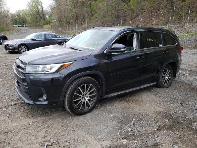 TOYOTA HIGHLANDER 2018 مع رقم تعريف المركبة 5TDJZRFH9JS534981 - صورة من المزاد