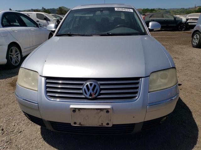 Photo 5 from auction – 2004 VOLKSWAGEN PASSAT GLX with VIN WVWRH63B04P249931