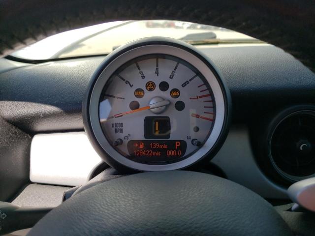 Photo 9 from auction – 2007 MINI COOPER with VIN WMWMF335X7TT52324