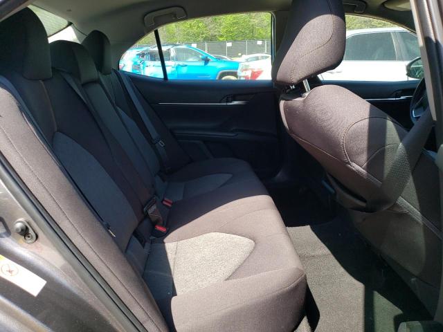 Photo 10 from auction – 2018 TOYOTA CAMRY L with VIN 4T1B11HK2JU106957