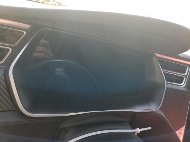 Photo 9 from auction – 2018 TESLA MODEL S with VIN 5YJSA1E27JF234256