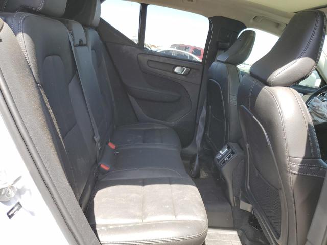 Photo 11 from auction – 2022 VOLVO XC40 T5 MO with VIN YV4162UK8N2767775