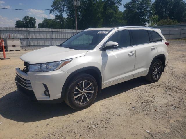 TOYOTA HIGHLANDER 2018 with VIN 5TDJZRFH0JS860216 - Photo from auction
