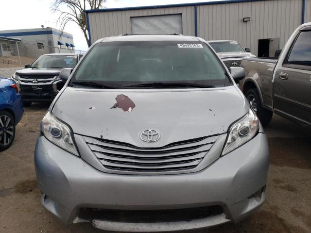 Photo 5 from auction – 2015 TOYOTA SIENNA LE with VIN 5TDKK3DC2FS569575