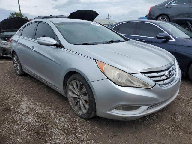 Photo 4 from auction – 2011 HYUNDAI SONATA SE with VIN 5NPEC4AB4BH227783