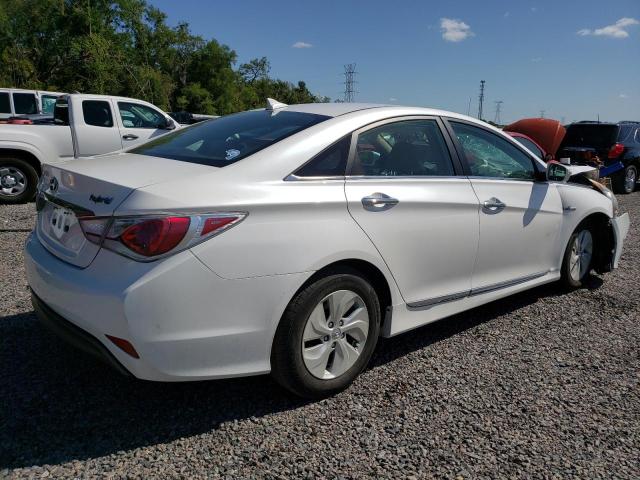 Photo 3 from auction – 2013 HYUNDAI SONATA HYB with VIN KMHEC4A49DA050798