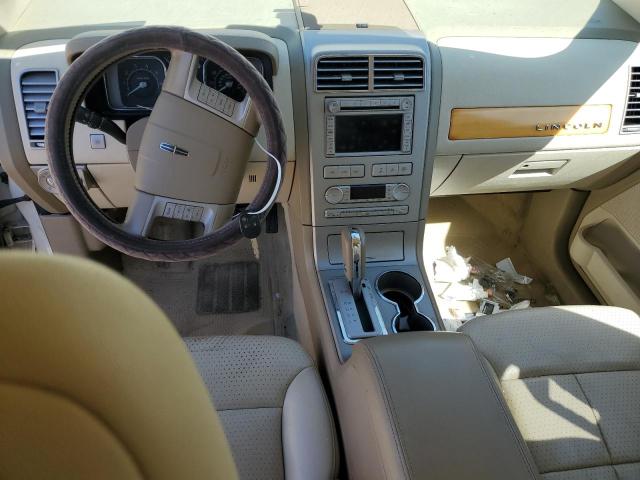 Photo 8 from auction – 2007 LINCOLN MKX with VIN 2LMDU88C07BJ25656