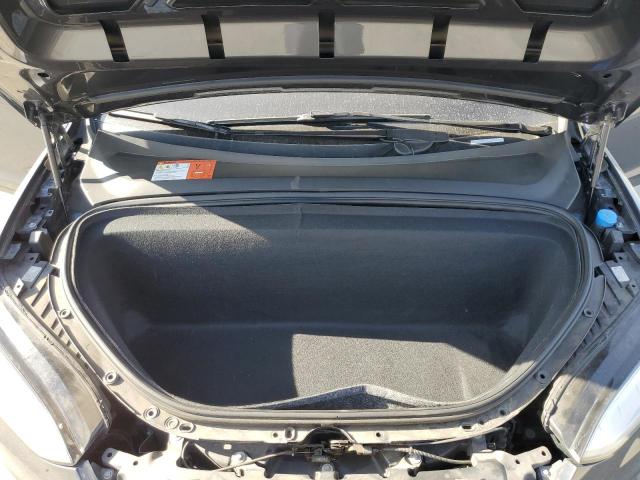 Photo 11 from auction – 2017 TESLA MODEL X with VIN 5YJXCAE2XHF050083