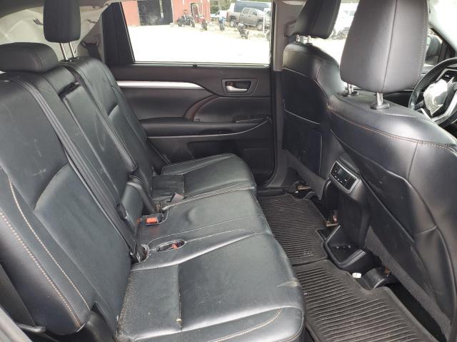 Фото 11 с аукциона – 2016 TOYOTA HIGHLANDER с VIN 5TDJKRFH2GS268765