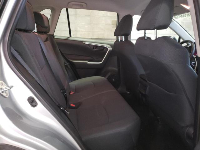 Photo 11 from auction – 2019 TOYOTA RAV4 LE with VIN 2T3F1RFV6KW058045