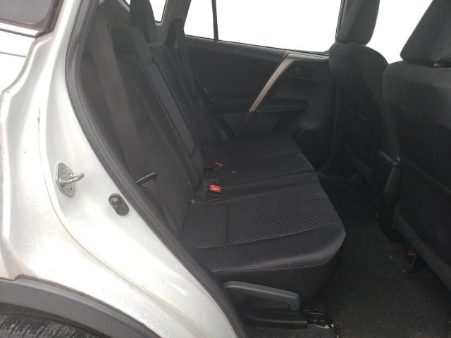 Photo 11 from auction – 2015 TOYOTA RAV4 LE with VIN 2T3ZFREV5FW141777