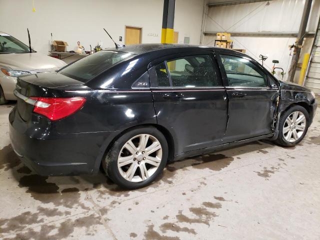 Photo 3 from auction – 2013 CHRYSLER 200 LX with VIN 1C3CCBAB2DN705198