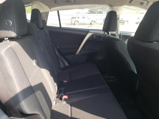 Photo 11 from auction – 2015 TOYOTA RAV4 LE with VIN JTMBFREV5FD130308