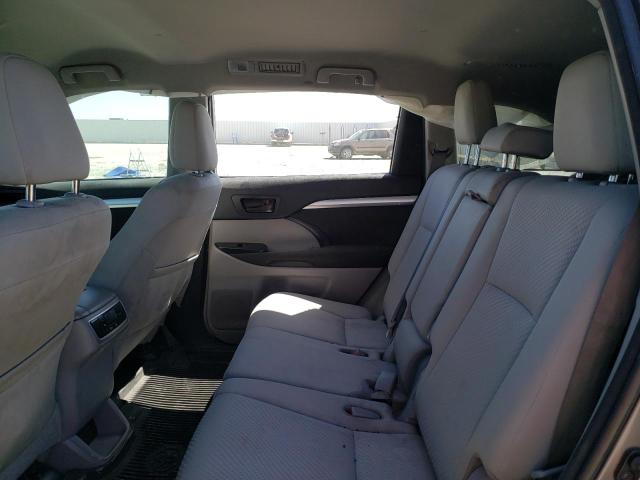 Photo 11 from auction – 2018 TOYOTA HIGHLANDER with VIN 5TDZZRFH3JS257537