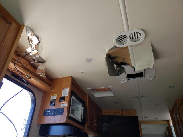 Photo 9 from auction – 2016 FLEE MOTORHOME with VIN 1F65F5DY8F0A11986