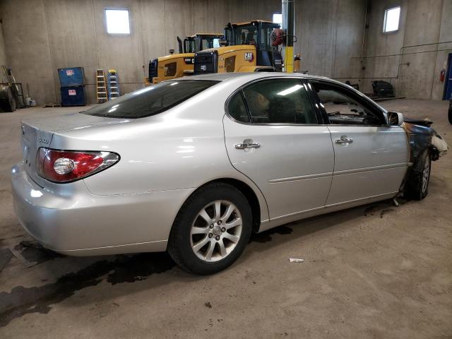 Photo 3 from auction – 2002 LEXUS ES 300 with VIN JTHBF30G820028877