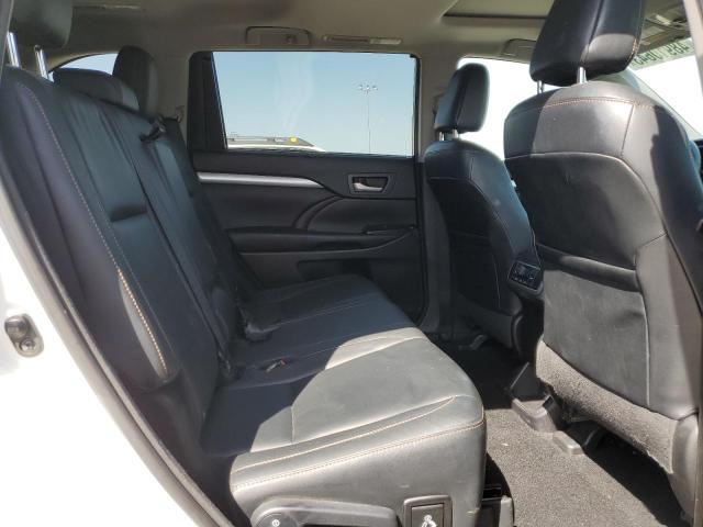 Photo 10 from auction – 2016 TOYOTA HIGHLANDER with VIN 5TDJKRFH5GS318302