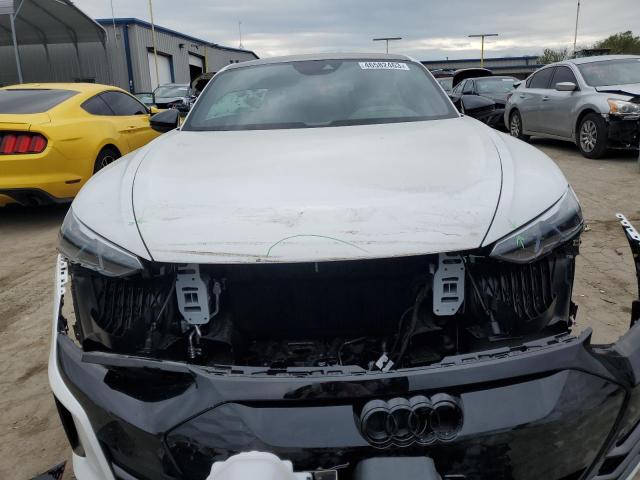 Photo 5 from auction – 2022 AUDI E-TRON GT with VIN WAUCJBFW3N7008607