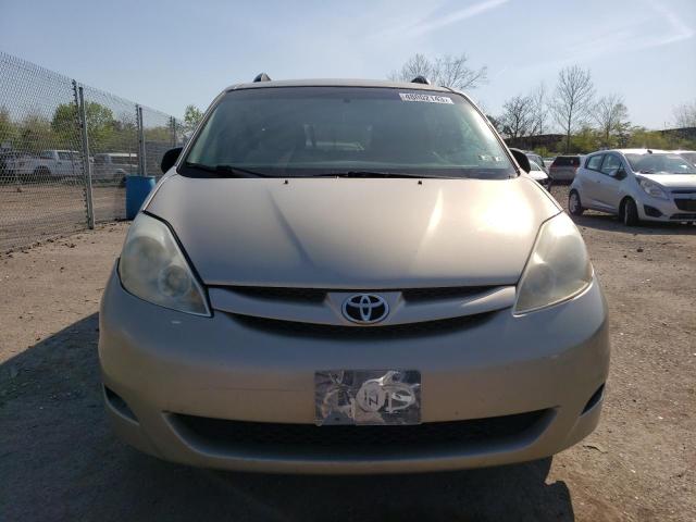 Photo 5 from auction – 2010 TOYOTA SIENNA CE with VIN 5TDKK4CC2AS319706
