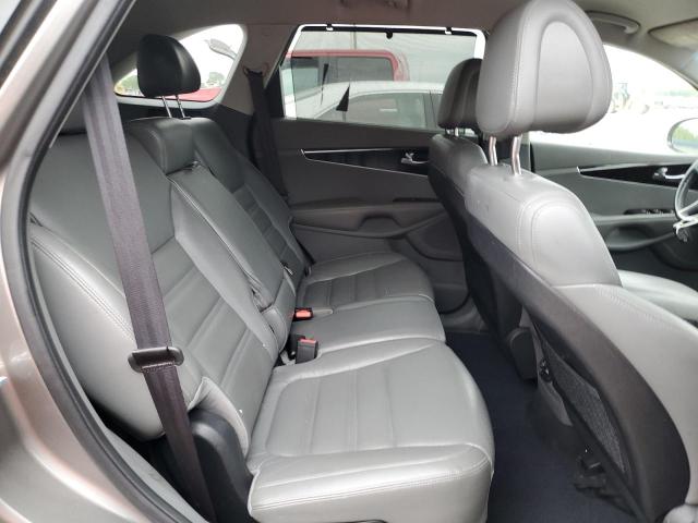 Photo 11 from auction – 2016 KIA SORENTO EX with VIN 5XYPHDA53GG005612