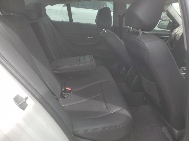 Photo 10 from auction – 2018 BMW 320 XI with VIN WBA8E5G57JNU46652