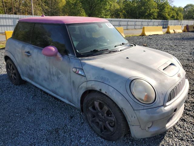 Photo 4 from auction – 2007 MINI COOPER S with VIN WMWMF73597TL90327