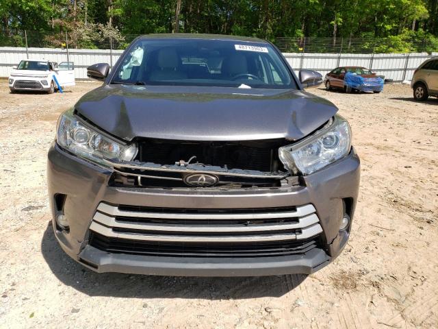 Photo 5 from auction – 2018 TOYOTA HIGHLANDER with VIN 5TDZZRFH2JS287676