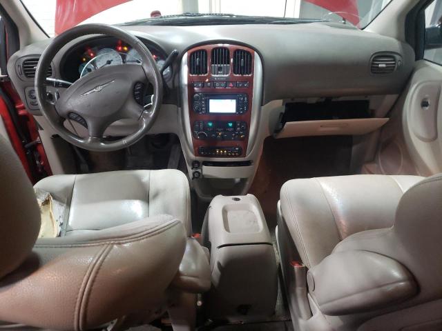 Photo 8 from auction – 2005 CHRYSLER TOWN & COU with VIN 2C4GP64L45R221700