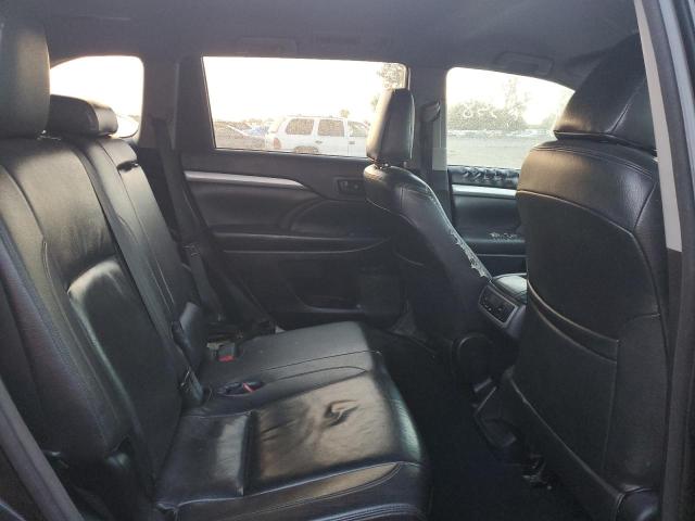 Photo 11 from auction – 2015 TOYOTA HIGHLANDER with VIN 5TDZKRFH2FS073167