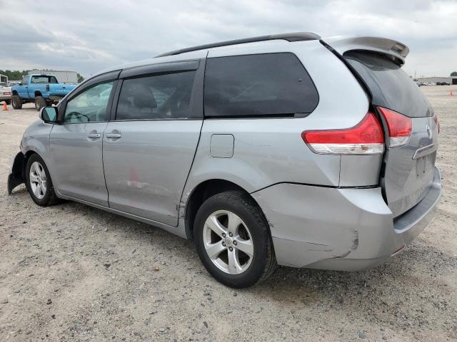 Photo 2 from auction – 2013 TOYOTA SIENNA LE with VIN 5TDKK3DC2DS371608