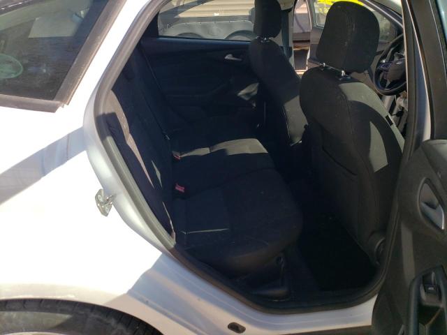 Photo 10 from auction – 2015 FORD FOCUS SE with VIN 1FADP3K21FL301029