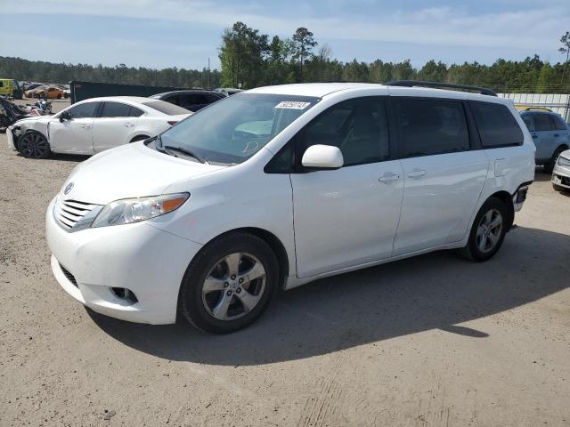 TOYOTA SIENNA LE 2017 with VIN 5TDKZ3DC3HS767984 - Photo from auction