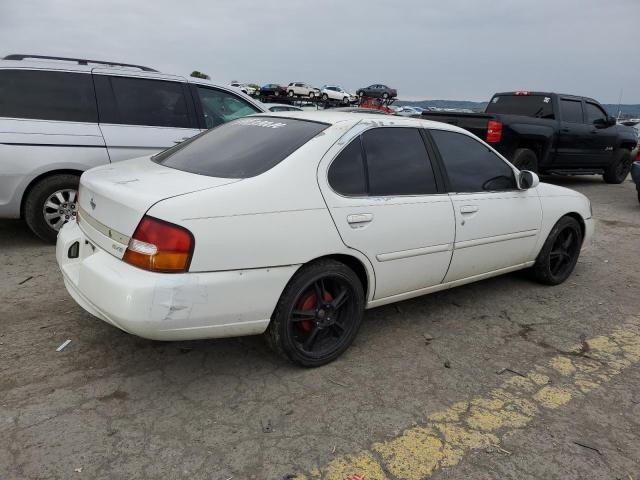 Photo 3 from auction – 2000 NISSAN ALTIMA XE with VIN 1N4DL01D6YC233827