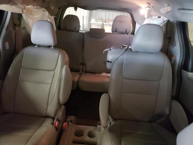 Photo 10 from auction – 2018 TOYOTA SIENNA XLE with VIN 5TDYZ3DC6JS910331