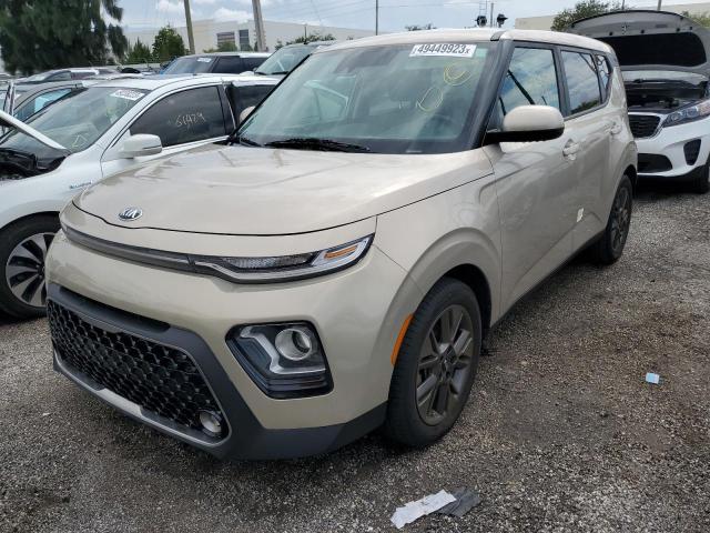 KIA SOUL EX 2020 with VIN KNDJ33AU2L7006697 - Photo from auction