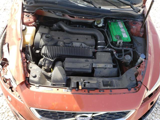 Photo 11 from auction – 2013 VOLVO C30 T5 with VIN YV1672MK4D2307186