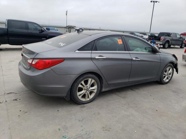 Photo 3 from auction – 2012 HYUNDAI SONATA SE with VIN 5NPEC4AC5CH495588