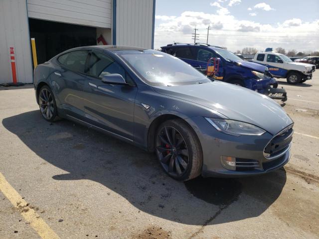 Photo 4 from auction – 2013 TESLA MODEL S with VIN 5YJSA1DN9DFP13004